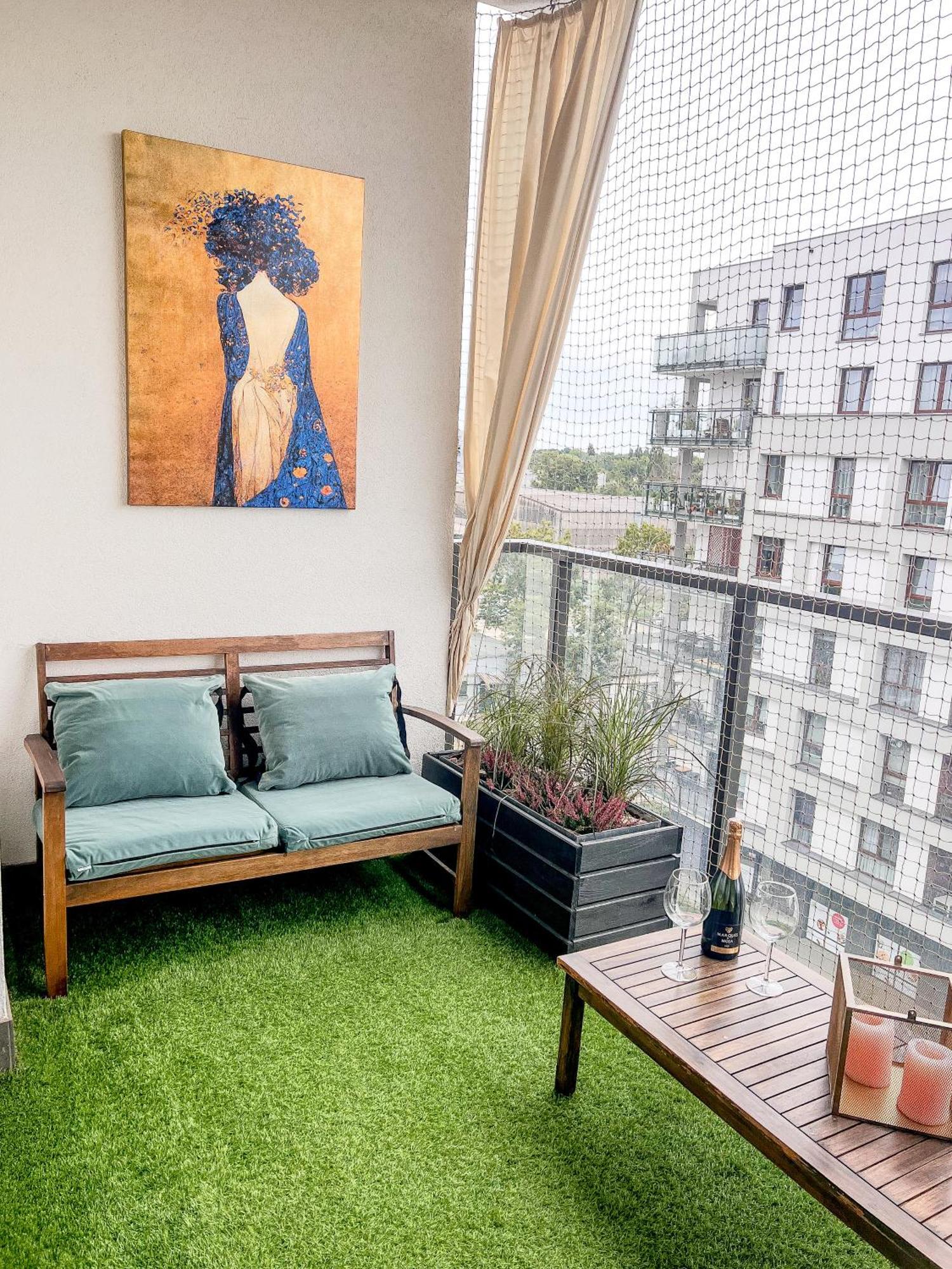Lake Park Apartament With Free Parking Airport Netflix Apartment Warsaw Exterior photo